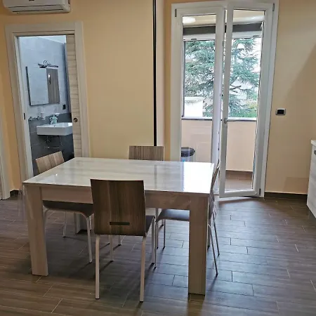 Le Cheval Апартаменты